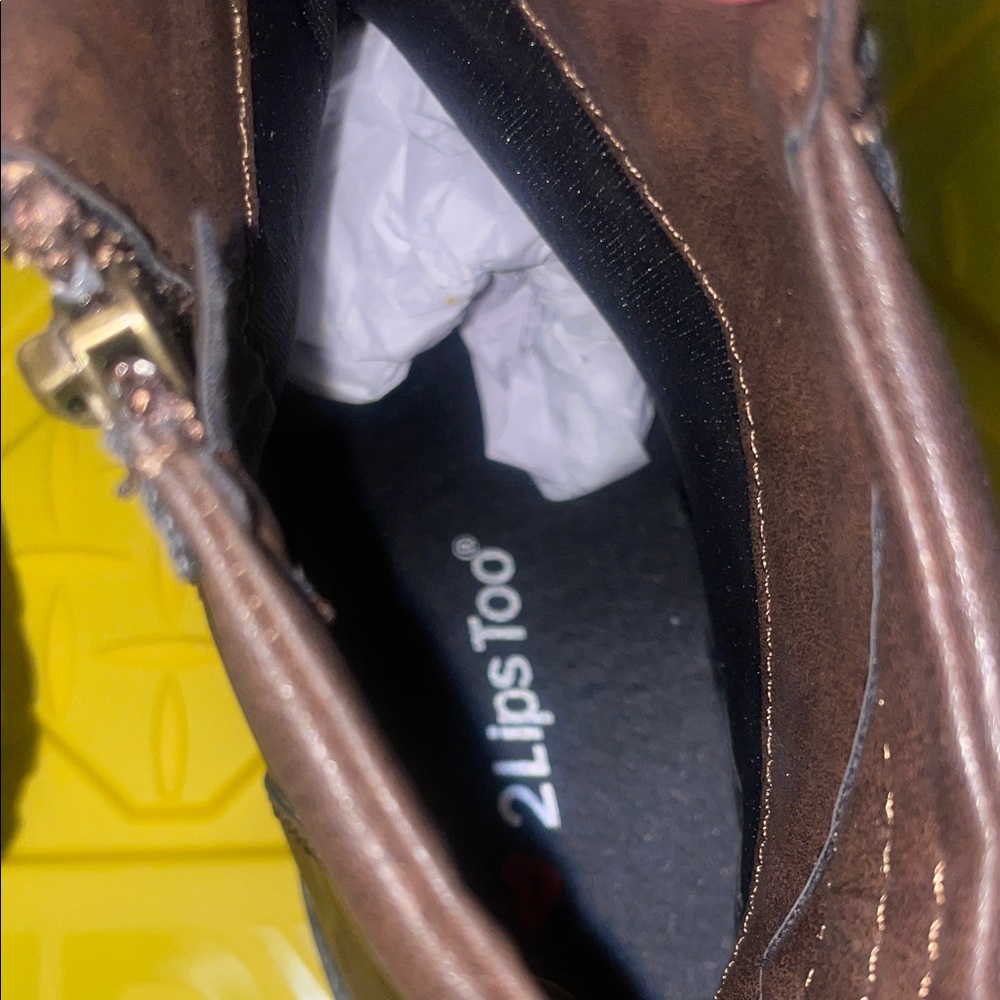 2 Lips Too Dark Brown Combat Boots - Picture 7 of 8